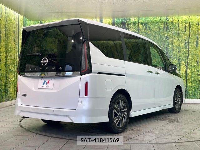 Nissan SERENA 2025-02 7224757-17