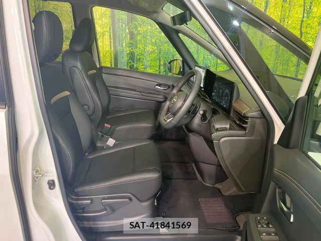 Nissan SERENA 2025-02 7224757-7