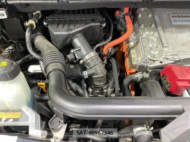Nissan SERENA 2018-12 7224644-17