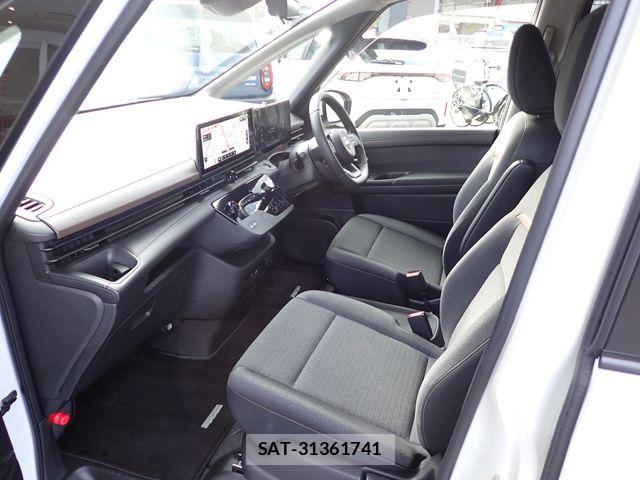 Nissan SERENA 2023-06 7224734-11