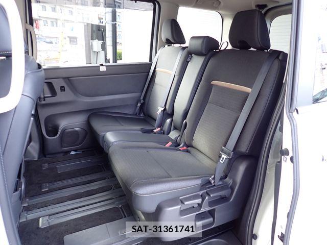 Nissan SERENA 2023-06 7224734-12