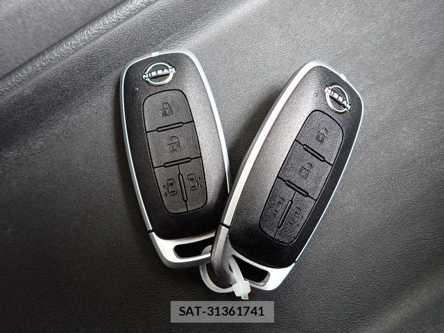Nissan SERENA 2023-06 7224734-27