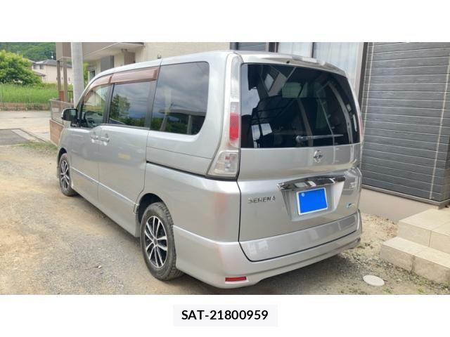 Nissan SERENA 2008-07 7224613-9