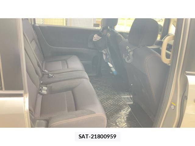 Nissan SERENA 2008-07 7224613-22