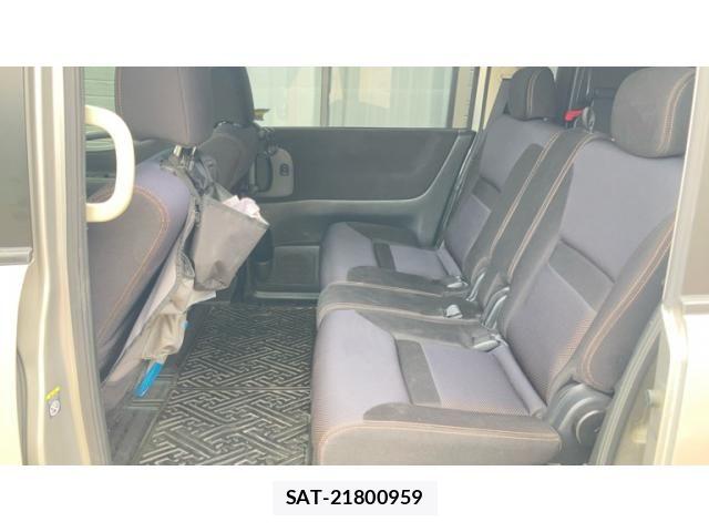 Nissan SERENA 2008-07 7224613-24