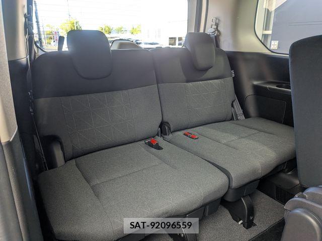 Nissan SERENA 2023-09 7224736-20