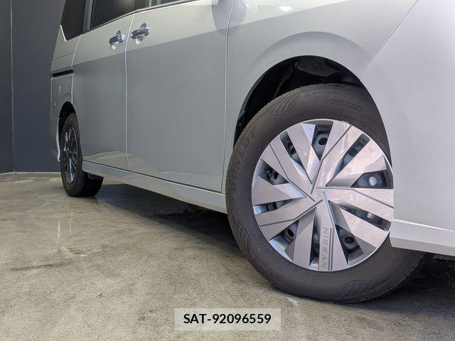 Nissan SERENA 2023-09 7224736-26