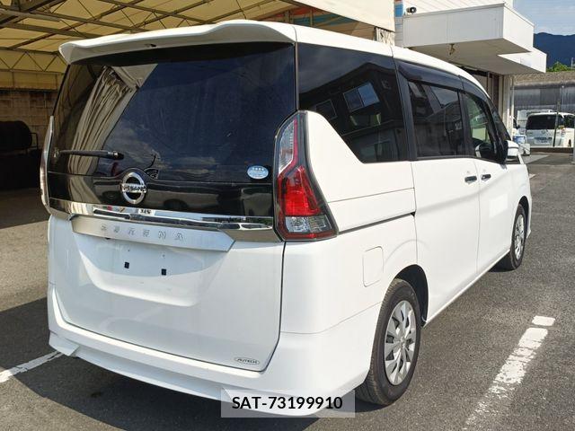 Nissan SERENA 2017-03 7224635-2