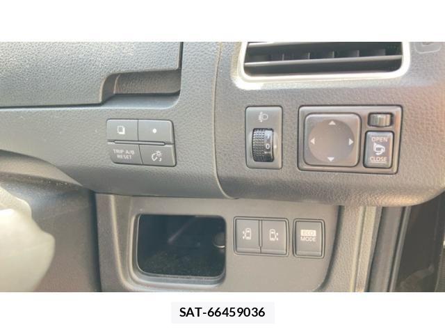 Nissan SERENA 2011-03 7224620-11