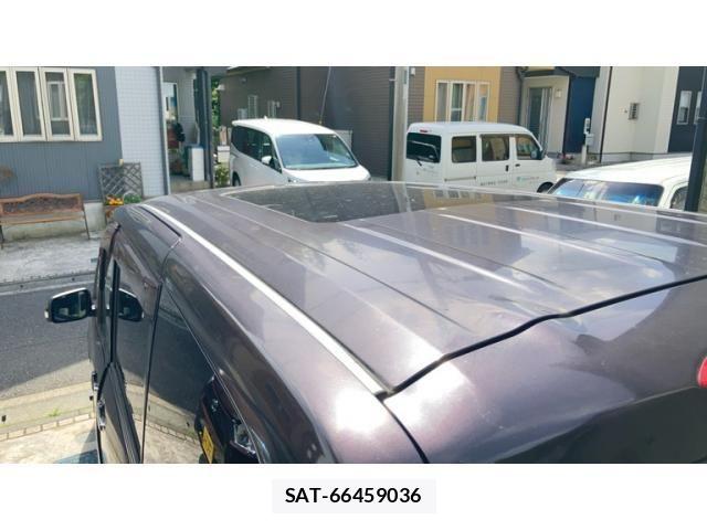 Nissan SERENA 2011-03 7224620-4