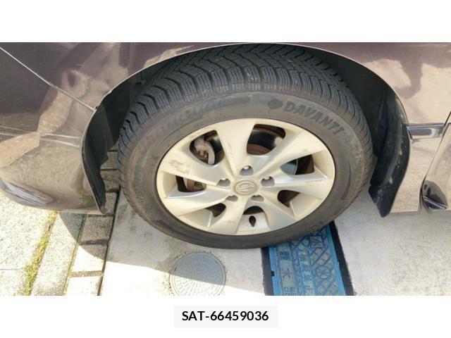 Nissan SERENA 2011-03 7224620-5