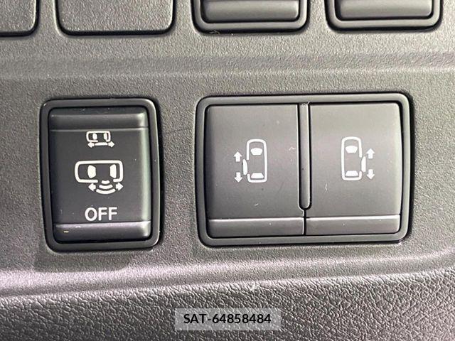 Nissan SERENA 2018-12 7224647-5