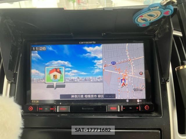 Nissan SERENA 2009-11 7217930-21