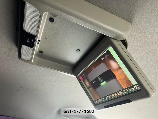 Nissan SERENA 2009-11 7217930-22