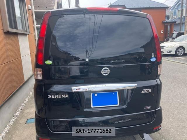 Nissan SERENA 2009-11 7217930-2