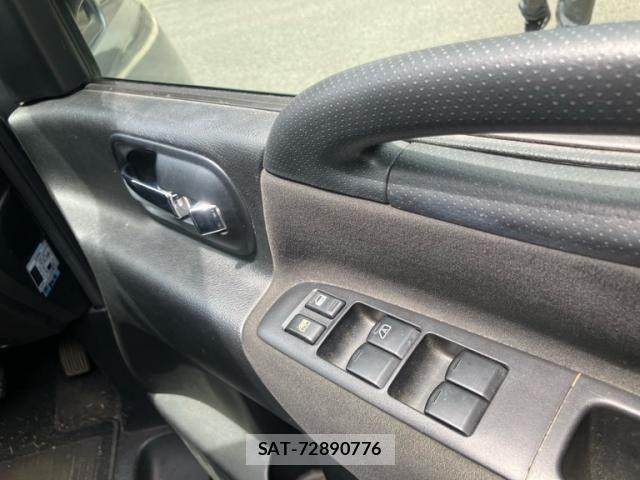 Nissan SERENA 2009-10 7221950-10