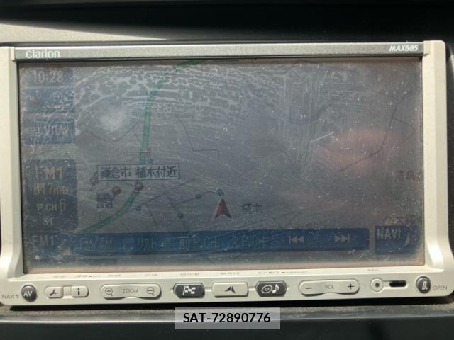 Nissan SERENA 2009-10 7221950-18