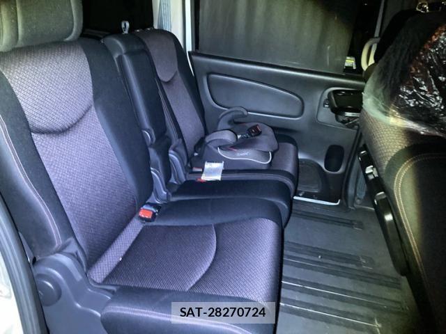 Nissan SERENA 2011-12 7224627-15
