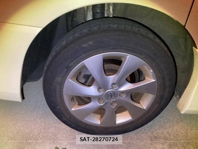 Nissan SERENA 2011-12 7224627-6