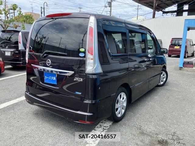 Nissan SERENA 2011-11 7224621-2