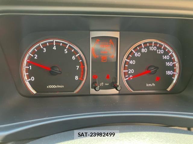 Nissan SERENA 2009-10 7224609-16