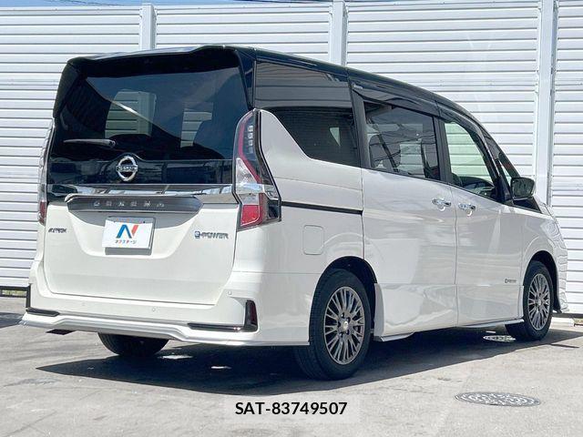 Nissan SERENA 2022-03 7224701-18