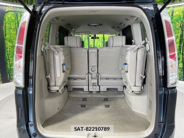 Nissan SERENA 2011-03 7224619-11