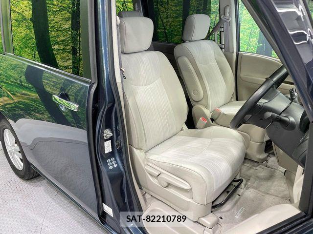 Nissan SERENA 2011-03 7224619-8