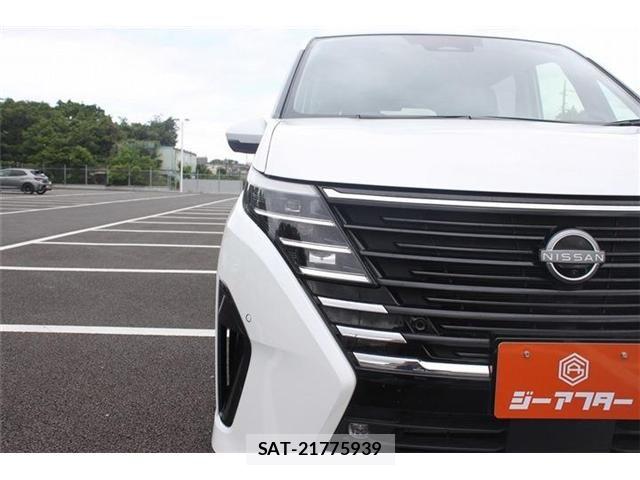 Nissan SERENA 2025-02 7224766-24