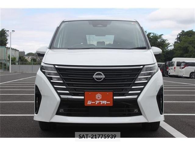 Nissan SERENA 2025-02 7224766-6