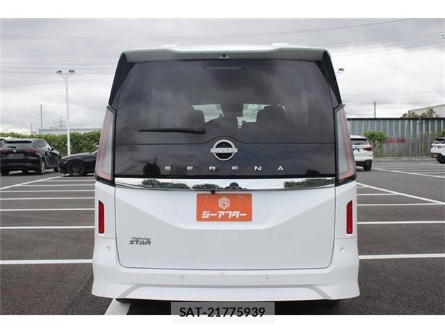 Nissan SERENA 2025-02 7224766-8