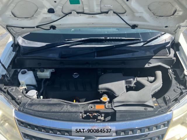 Nissan SERENA 2010-06 7224618-11