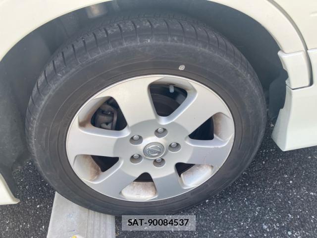 Nissan SERENA 2010-06 7224618-5