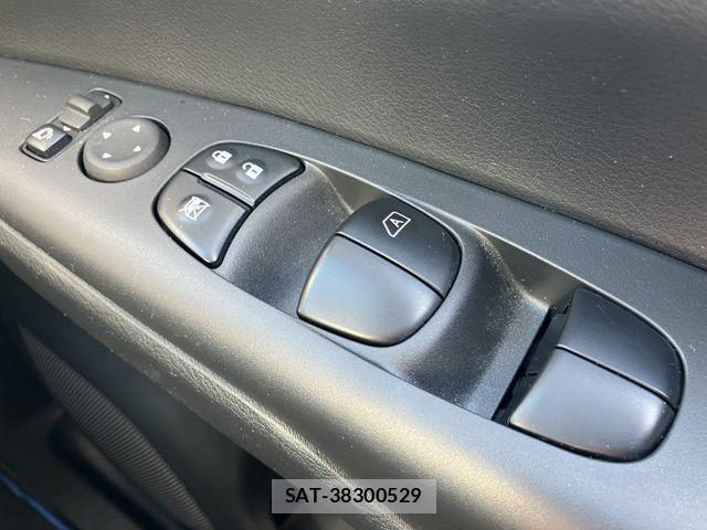 Nissan SERENA 2021-12 7224705-17