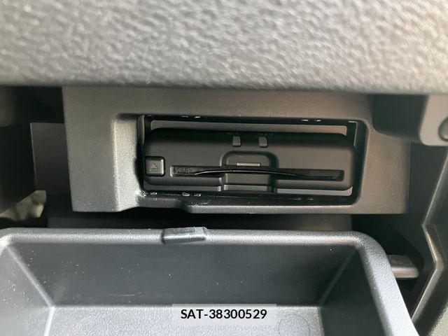 Nissan SERENA 2021-12 7224705-18