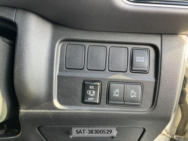 Nissan SERENA 2021-12 7224705-19
