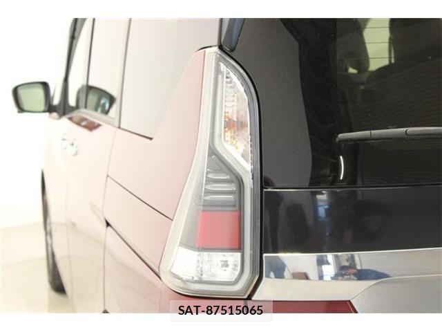 Nissan SERENA 2019-04 7215775-19