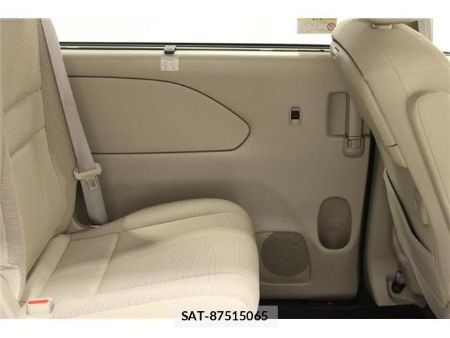 Nissan SERENA 2019-04 7215775-29