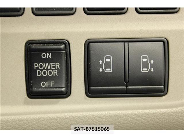 Nissan SERENA 2019-04 7215775-4