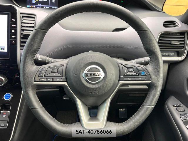 Nissan SERENA 2022-07 7224709-10