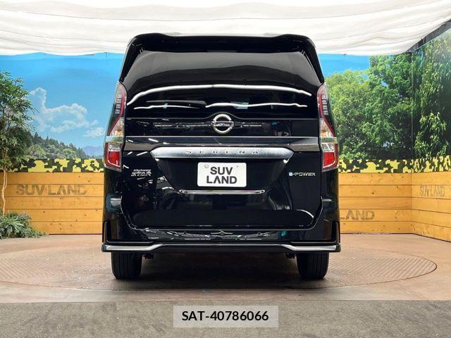 Nissan SERENA 2022-07 7224709-14