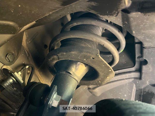 Nissan SERENA 2022-07 7224709-19