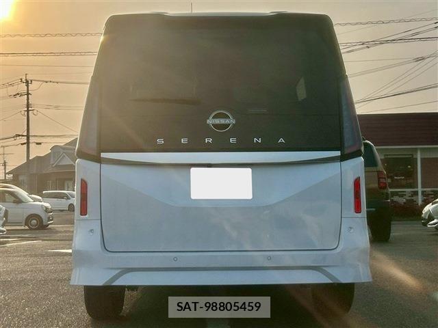 Nissan SERENA 2026-03 7224769-4
