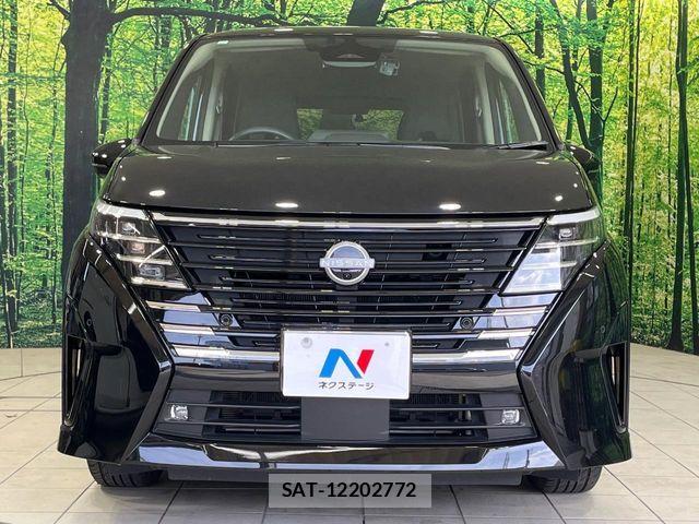Nissan SERENA 2023-11 7224737-14