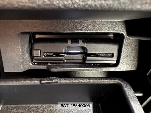 Nissan SERENA 2021-08 7224693-19
