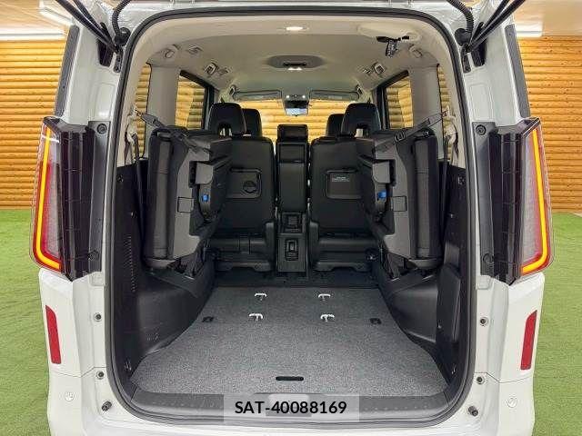 Nissan SERENA 2025-02 7224753-19