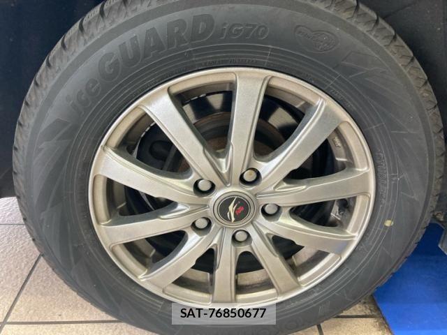 Nissan SERENA 2011-11 7224626-10