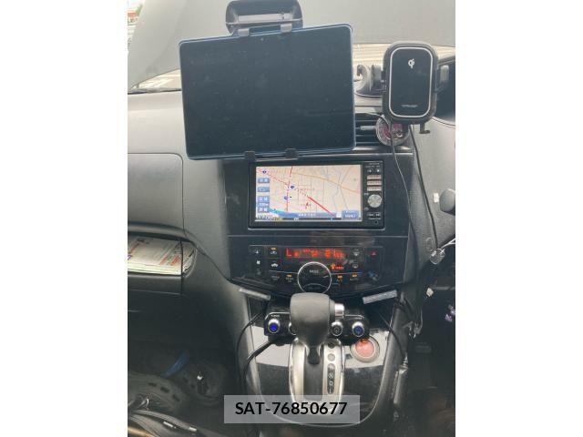 Nissan SERENA 2011-11 7224626-18