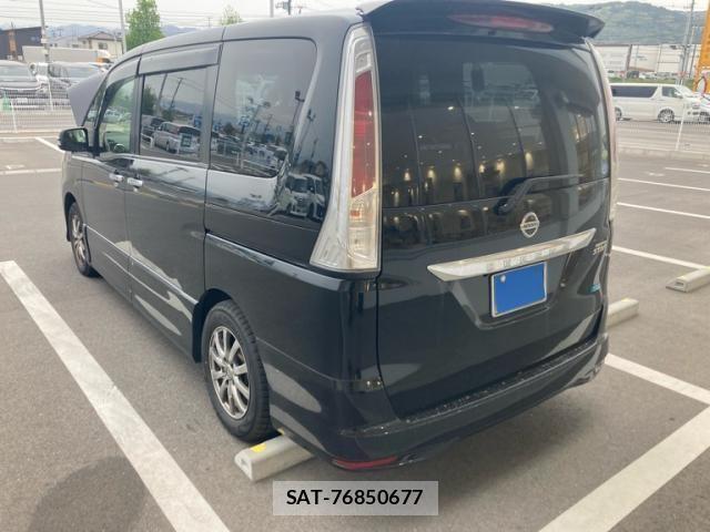 Nissan SERENA 2011-11 7224626-1