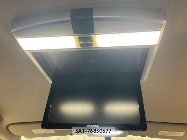 Nissan SERENA 2011-11 7224626-24
